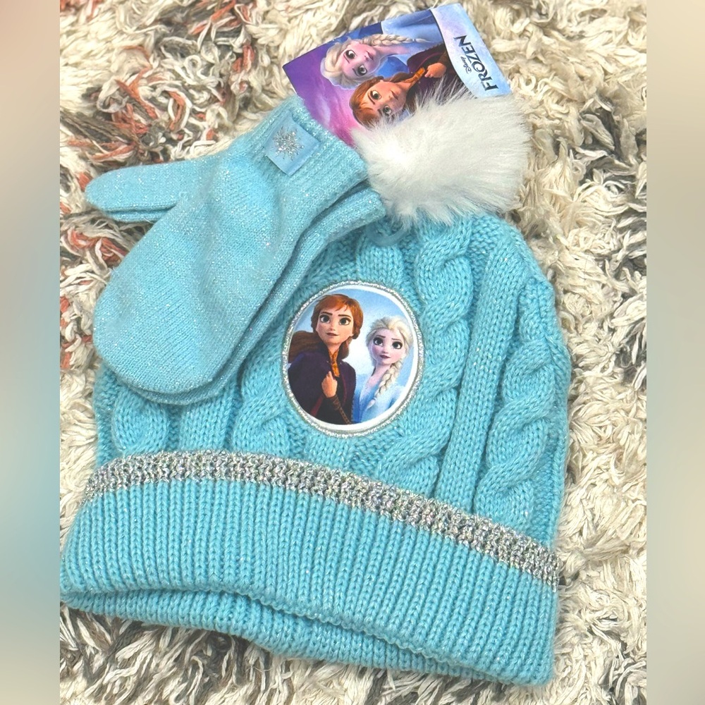 Frozen Hat & Gloves